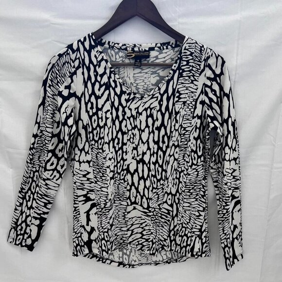 Other Dresses & Skirts - Black And White Animal